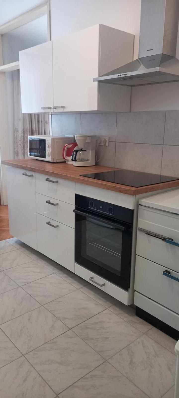 Apartment Tomislav Senj  Buitenkant foto